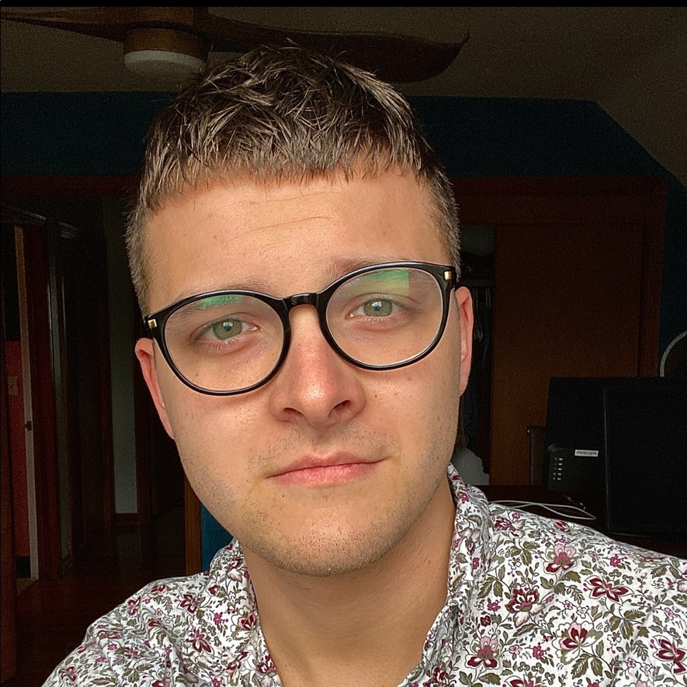 Meet your Posher, Cameron